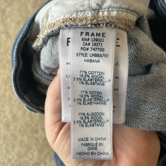 FRAME Le Mini Boot jeans hemmed 26” to cropped length. Women size 29 mid rise - Picture 8 of 8